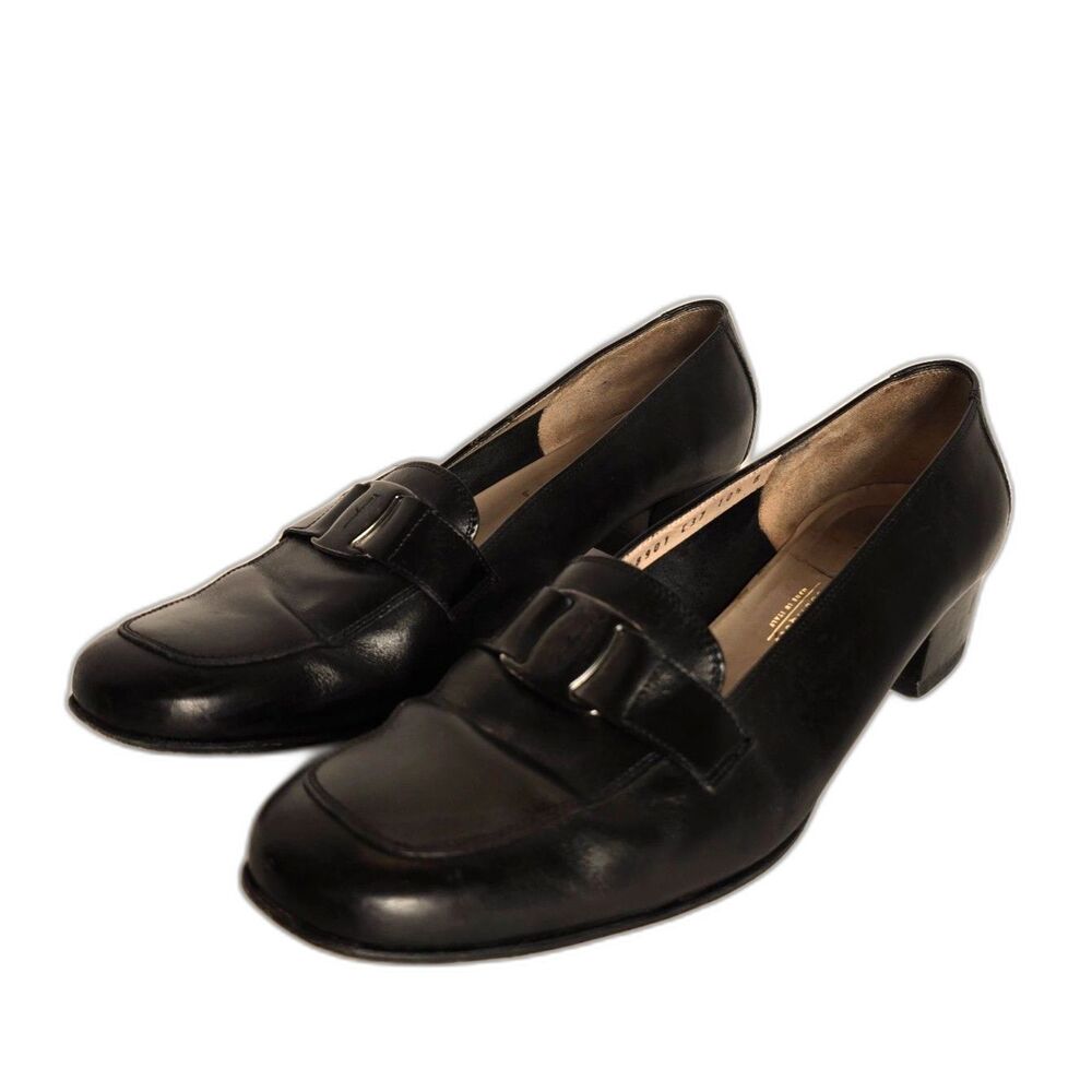 SALVATORE FERRAGAMO Boutique Black Leather Loafers Silver Buckle 10.5
